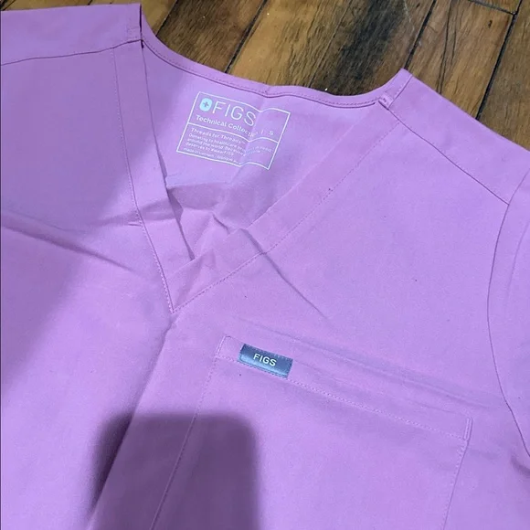 FIGS S limited chalk pink scrubs Catarina - Picture 2 of 2